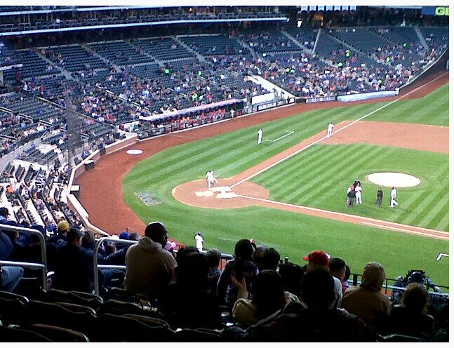 mets crowd aug 26