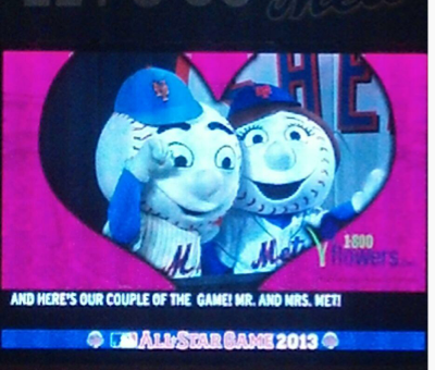 Mr. And Mrs. Met bring the party everywhere they go @mets