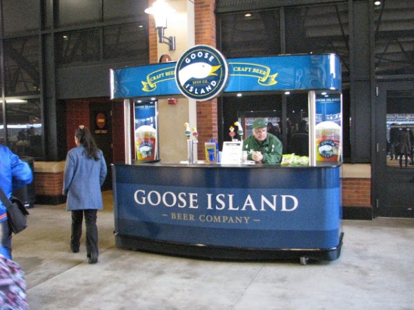goose island stand