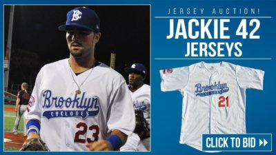 jackie robinson jersey auction